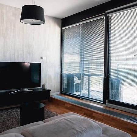 Prague Marina River View Apartment Close To City Centre Free Parking Exterior photo